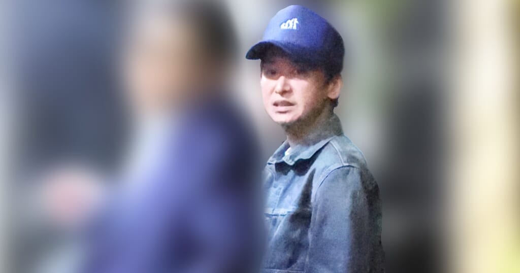 大野智 煙草を一服する姿も…嵐ラストツアー中に目撃した「上機嫌飲み会