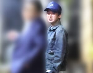 大野智　煙草を一服する姿も…嵐ラストツアー中に目撃した「上機嫌飲み会」現場