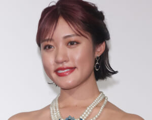 王林　4年ぶりに地元事務所へ“電撃復帰”で「青森県知事への野望」加速か…関係者が語る「地元密着シフトの狙い」