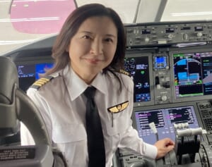 「女性のパイロットは前例がない」155cmの日本初女性機長　身長制限で壁に直面も…人生を変えた“決断”