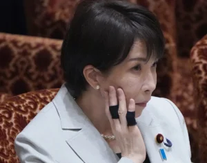 「シワを残しているんです」自民・広報本部長が明かす　高市首相のポスターに隠された“秘密”