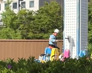 「“キャー”という悲鳴が…」東京ドームシティ　20代女性作業員が遊具に挟まれ死亡…来園者語る事故当時の“壮絶状況”
