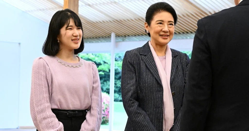 「国民からの敬意や憧れが損なわれる」愛子さま　高まる“政略婚”の現実味…皇室研究家が指摘する“養子縁組”案の危険性