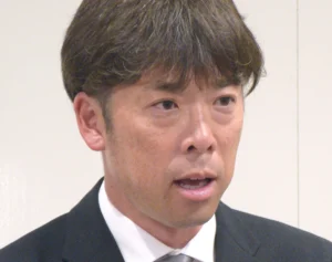 《持ち主不明のカバン》磐越道バス事故　カギ握る運転手への“手当入った封筒”を学校が警察に提出…荷物の回収過程に残った「大きな謎」