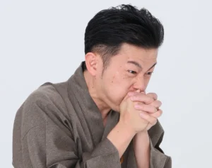 ごぼう先生が動画で解説！「50代からの不調解消体操」【ぽっこりお腹改善“お願い”深呼吸】｜介護界のアイドル