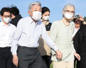美智子さま　ご体調不安で取材も自粛要請のなか…葉山ご静養で見せた「ご健在ぶり」
