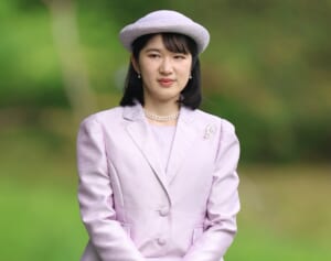 愛子さま　女性天皇の待望論が高まるなか…“天皇修行”のレクチャーをご欠席の波紋