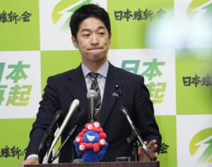 《見事なまでの女性蔑視》維新・藤田代表 　全体会議で示した強硬さ…「女性皇族の話はいらない」発言に波紋