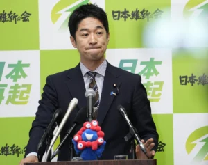 《見事なまでの女性蔑視》維新・藤田代表 　全体会議で示した強硬さ…「女性皇族の話はいらない」発言に波紋