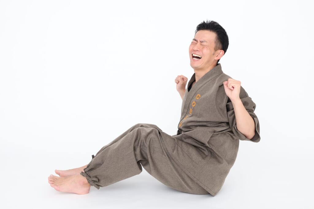 ごぼう先生が動画で解説!「50代からの不調解消体操」【暑熱順化 お風呂で背筋ポンプ体操】|介護界のアイドル