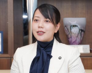 「悩む女性に前向きなメッセージを」全国最年少の女性市長　“異例の産休取得”に一部から批判の声も…本人が明かした“葛藤”と“決断した理由”