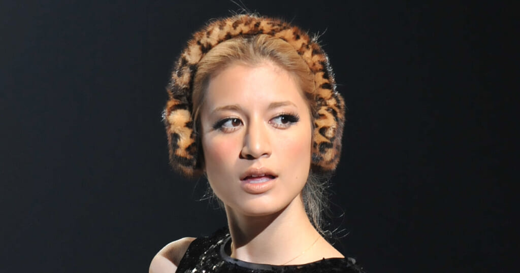 チョー・ヨンピル 15年ぶり日本コンサートも大成功！ 元祖韓流スターが