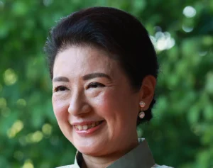 「これは思いつかない」「すごい着眼点」雅子さま　オランダの“華やか花柄ジャケット”の「意外なリンクコーデ相手」