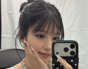 《“大胆”ドレスの胸がはだけて…》TWICE・ミナ　大型音楽祭で起きたハプニングにファン騒然