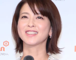 《台風6号直撃のなか》森高千里　27回目の結婚記念日に“美脚封印”で「向かった場所」
