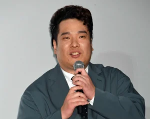 《ライブを前日キャンセル》岡崎体育　心身の体調不良を公表…“駅”トラブルで見せていた“繊細な一面”