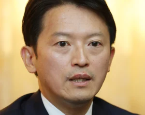 「人殺しやないか！」兵庫県・斎藤知事　内部告発文書問題の質疑中に飛んだ怒号に「続けることはできない」と毅然反論…SNSも騒然とした“トラブル”