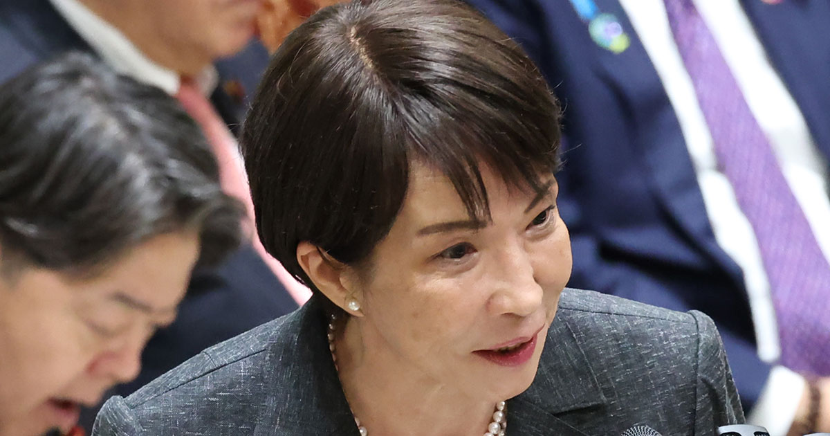 「本人の同意ある？」高市首相が国会で突如「秘書のがんステージ4」を公表にネット騒然…“招致拒否の布石では”と憶測も | 女性自身