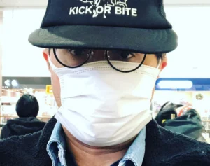 「自分の不注意じゃん」元ワイドショーMC（62） 飛行機での“荷物取り違え”を報告…CAへの苦言にネット冷ややか