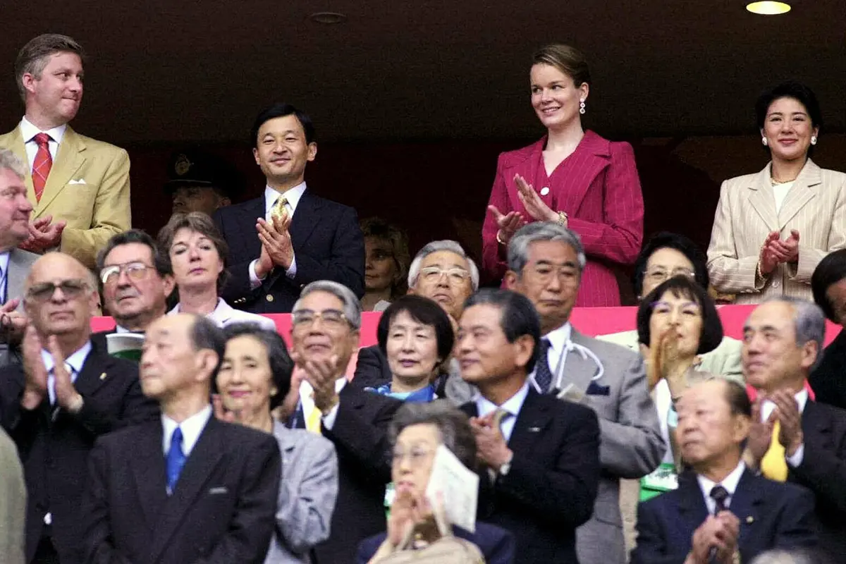 天皇皇后両陛下御即位記念天盃香蘭社 香蘭社シリーズ一覧|有田焼の老舗