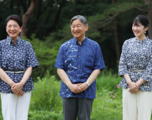《いい笑顔》天皇ご一家が毎夏恒例の那須ご静養へ…「おそろいかりゆし」姿に広がる賞賛