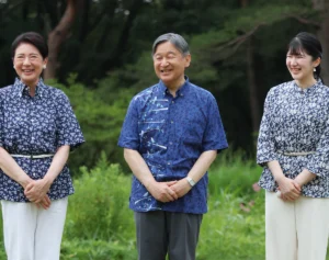 《いい笑顔》天皇ご一家が毎夏恒例の那須ご静養へ…「おそろいかりゆし」姿に広がる賞賛