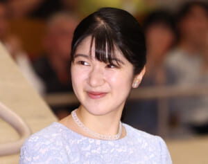 《高市さんに裏切られた》女性天皇が活躍した時代の遺跡が世界遺産に！「飛鳥・藤原の宮都」で35人に聞いた「愛子天皇」の“賛否”