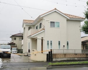 「ネクタイで首を絞めた」伊勢崎・わが子2人を殺害の容疑で父親が逮捕「仲のいい家族だったのに」首をかしげる近隣住民