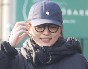 《CM女王の神対応》川口春奈　アルコール飲料との契約終了を待って妊娠発表！サントリー広報は祝福の上で「出演しない広告に順次切り替える」