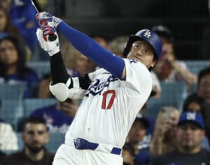 大谷翔平は膝の違和感、真美子さんは消えないクマに苦悩…夫婦の不調癒す「疲労回復スープ」
