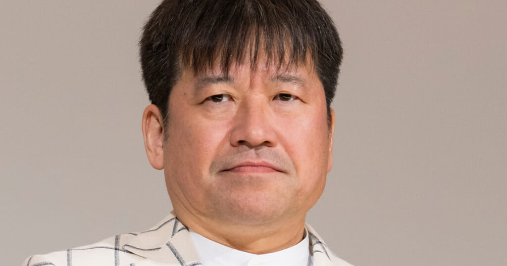 「当てつけに見える」の声も…佐藤二朗　背後に橋本愛がいるなか「触ってほしい」と共演俳優に呼びかけ…賛否呼ぶハラスメント騒動後の“現場動画”