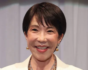 高市首相　ジュエリーベストドレッサー賞出席に止まぬ批判…15年前に公務理由に欠席した蓮舫氏との“差”