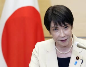 《日の丸に「日本代表頑張れ」と書き込んだら処罰される？》「国旗損壊罪」法案が可決…国会参考人の教授が指摘する“曖昧な線引き”