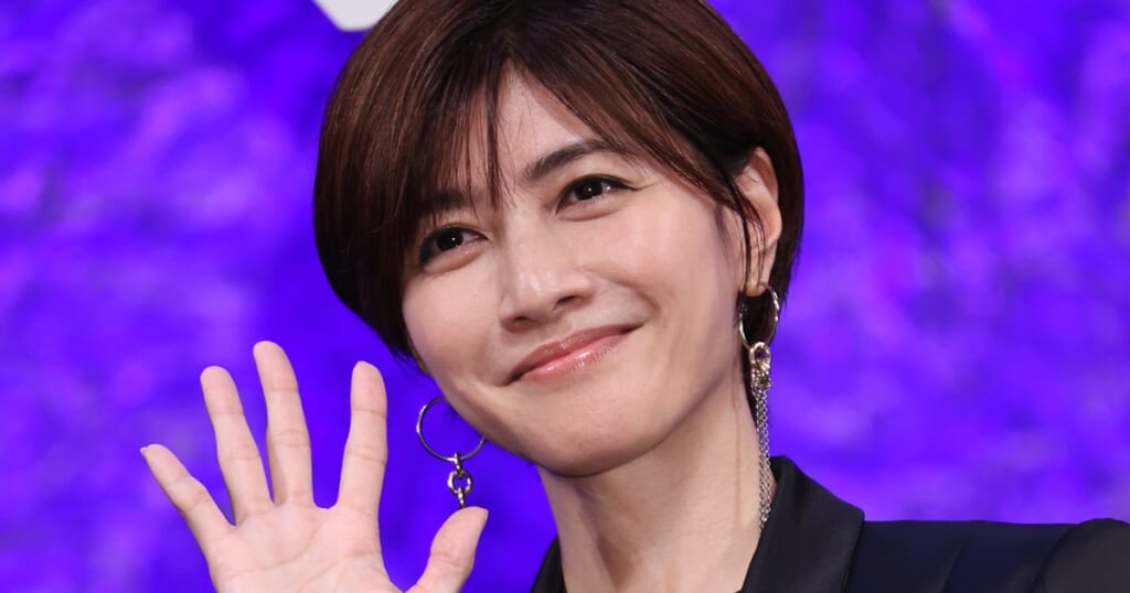 浜崎あゆみホールツアーに潜入して“あの噂”を確かめてみた | 女性自身