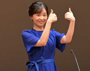 佳子さま　公務で“愛子さまご愛用ブランド”をご着用！異例の“おそろい”が実現したワケ