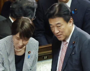 木原官房長官「皇族増える」不遜発言に非難殺到…宮内庁幹部の異例人事にも滲む養子縁組への“地ならし”