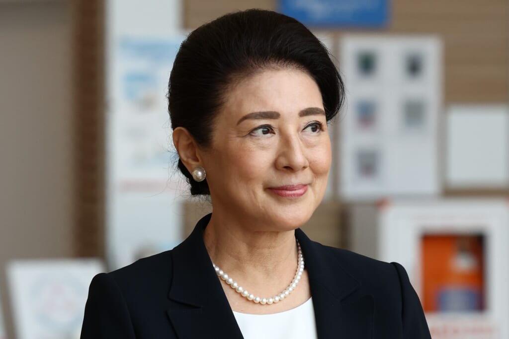 《ご静養中止を即決断》雅子さま　熊本地震の被害拡大にご心痛…27年ぶり再訪で向き合われる“祖父の宿命”