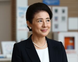 《ご静養中止を即決断》雅子さま　熊本地震の被害拡大にご心痛…27年ぶり再訪で向き合われる“祖父の宿命”