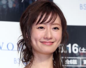《“痩せすぎ”の指摘も》松本まりか　熊本支援で“大きい口でピザ頬張る”動画に一部で困惑の声も…投稿に込められた“被災地への思い”