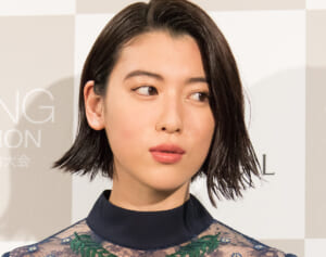 《下着に革ジャン、ラバー水着》三吉彩花　またも“目のやり場に困る”ファッション…独自路線の分岐点は“特大タトゥー”