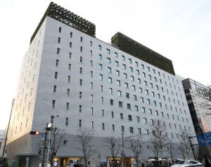 「服脱いで、胸見せて」小学館　報告書で「マンガワン」とは別の大問題が判明…週刊誌元編集者がグラビア志望の女性に迫った“過激要求”