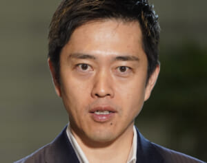 「イメージ落ちる」吉村府知事　“学歴イジり”動画で炎上中のYouTuberとの共演に賛否