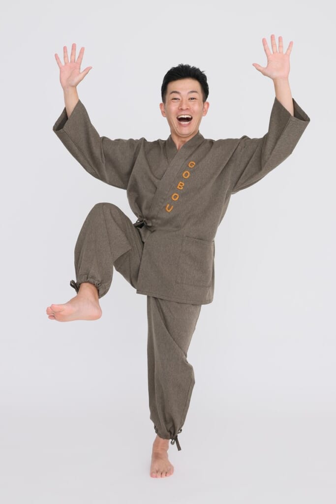 ごぼう先生が動画で解説！「50代からの不調解消体操」【胃腸バテ解消 ももあげパン！体操】｜介護界のアイドル