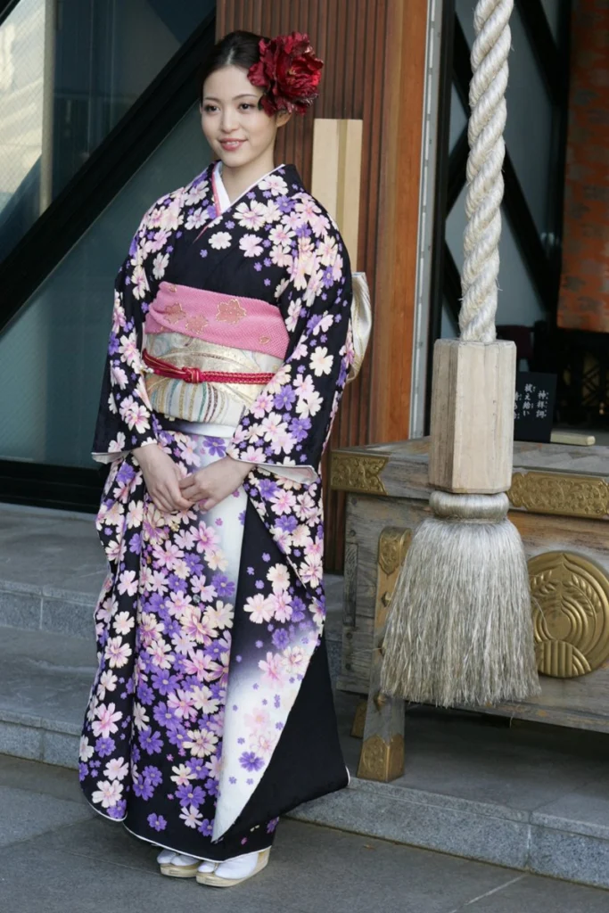 「今日、お前んちに行く！」消えた“肉食”朝ドラ女優　一般人としてCM出演…芸能界引退から6年、金髪介護士に転身