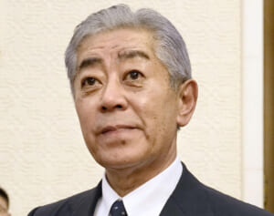 高市首相は「二枚舌」恐れ動けず…「売国」と叩かれても“火中の栗”拾い訪中した岩屋前外相がつなぐ日中の“細い線”