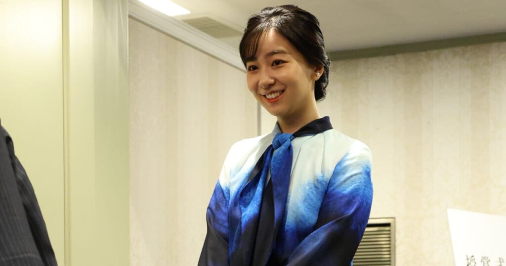《知人にも“意味深”な沈黙》佳子さま 旧華族のハイスペ!ご結婚相手の「最有力候補」が直撃に見せた“反応”