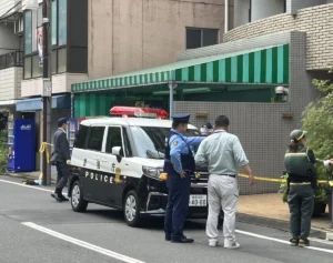 東京・北区で女が男性2人刺し現行犯逮捕「『刺された、警察を』と男性が」110番通報者が語る緊迫現場