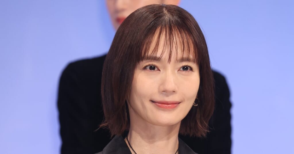 《アイドルデビューも活動休止》中村ゆりさん急逝「ムカつきましたね」フリーターから映画ヒロインへ…波乱万丈な芸能人生と秘めた芯の強さ