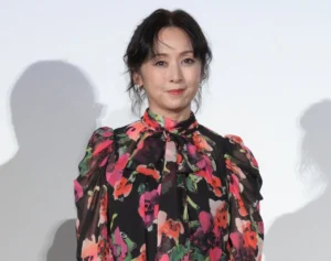 《左手薬指にはリング》斉藤由貴　不倫疑惑→離婚から2年…目撃した恋人医師との「ラブラブ還暦デート」