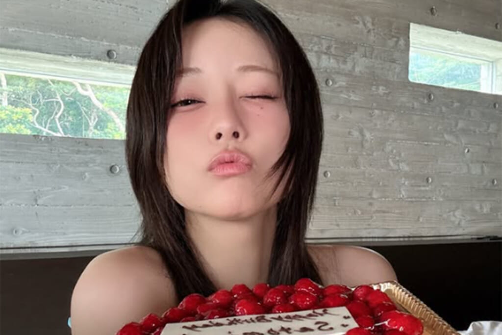 「確かに可愛いんだけど…」元人気バラエティタレント　“奇跡の38歳”と絶賛殺到も…“ほぼ下着”ナイトウェア姿に一部で違和感もブレない“セクシー路線”